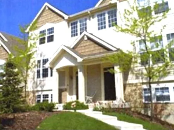 1249 Georgetown Way, Vernon Hills, IL 60061