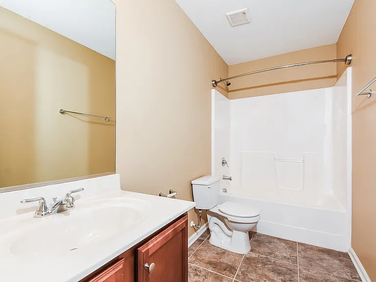 735 Bitting Hall Cir — Photo 16
