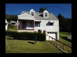 226 Frazier Ave, Bellaire, OH 43906