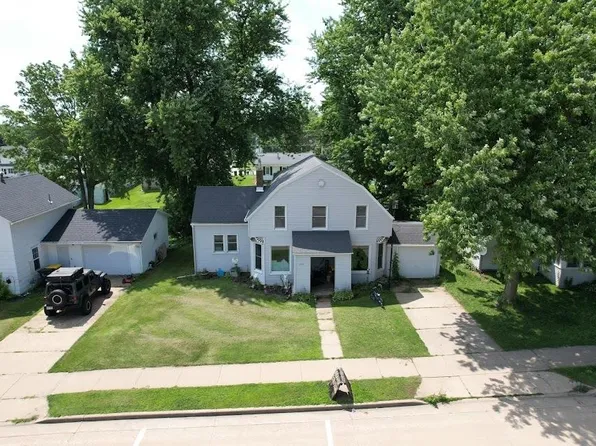 1430 Lincoln Ave, Fennimore, WI 53809