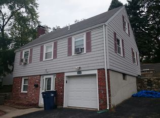 88 Keystone St, West Roxbury, MA 02132