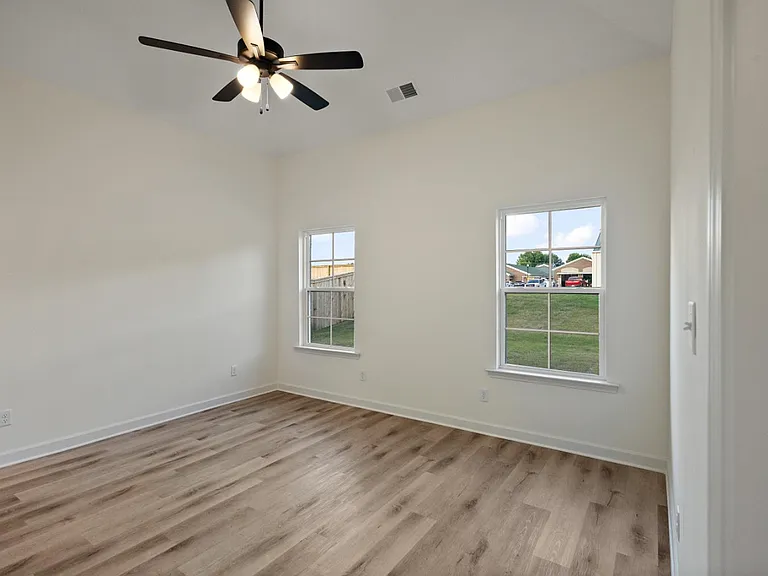 6387 Jameson Cv — Photo 7