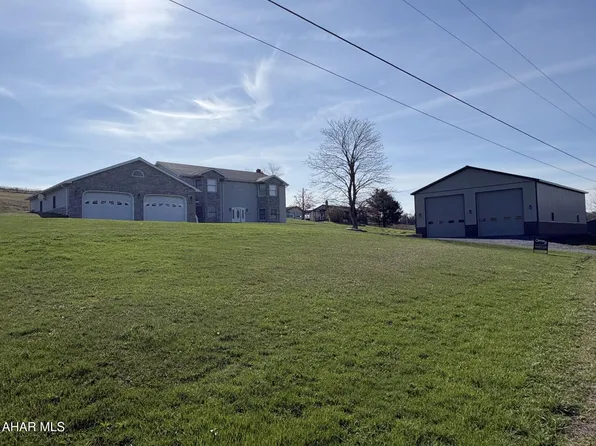 2149 Dutch Rd, Loretto, PA 15940