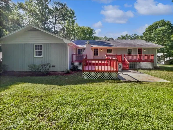 5142 Golfbrook Ct, Stone Mountain, GA 30088
