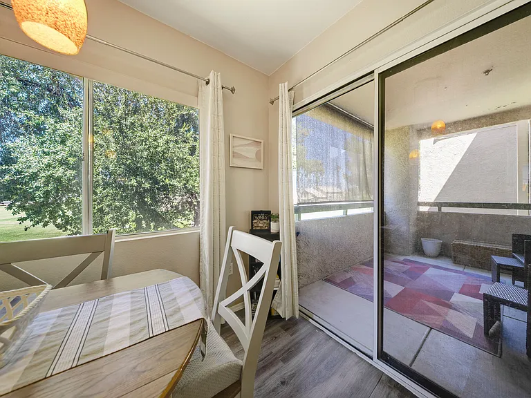 1295 N Ash St #MAIN — Photo 23
