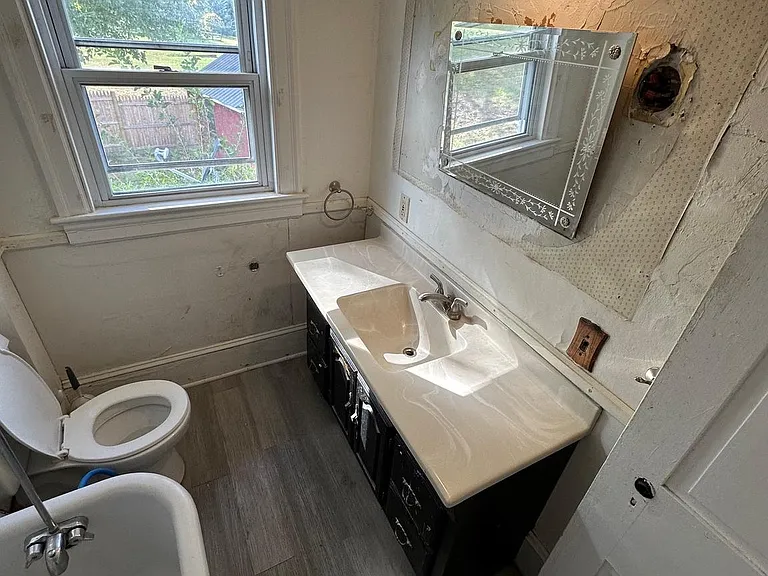 104 S Limekiln Pike — Photo 17