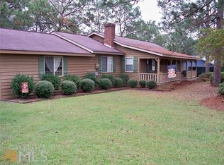 61 Strozier St, Mc Rae, GA 31055