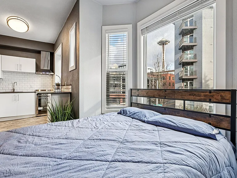 CENTER VIEW APARTMENTS- LIVE YOUR BEST LIFE HERE! — Photo 37