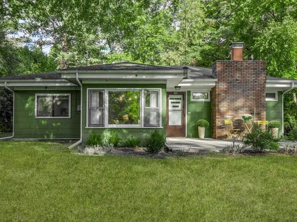 310 W Detroit St, New Buffalo, MI 49117