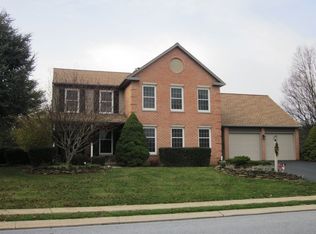 101 Bent Tree Dr, Lancaster, PA 17603