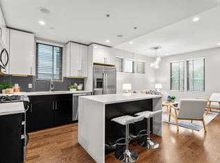 34 Chestnut Ave #101, Jamaica Plain, MA 02130
