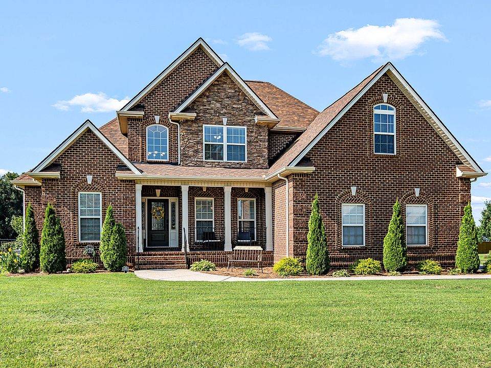 1st image of 4232 Thoroughbred Ln