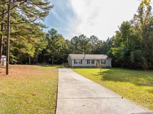 4415 Blue Cutt Rd, Pell City, AL 35128