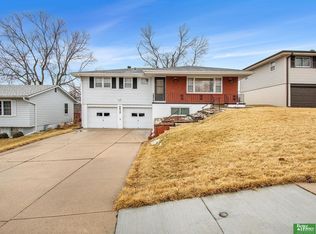6635 Nebraska Ave, Omaha, NE 68104