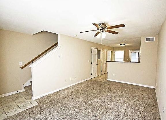2nd image of 2272 McCormick Ln APT A