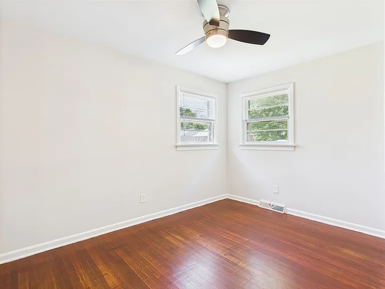 5601 Campbell Ave — Photo 11