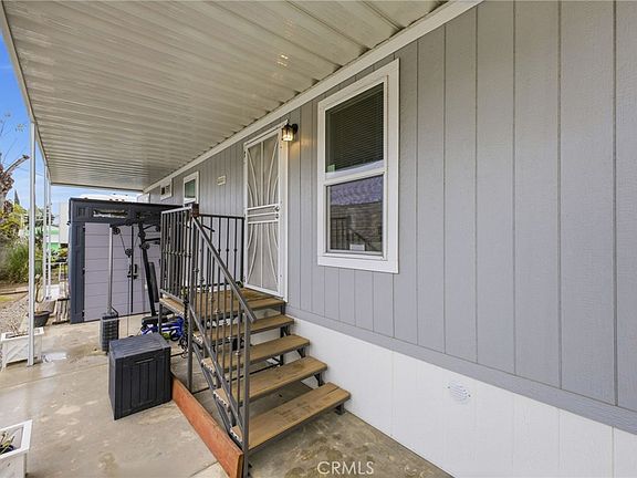 2nd image of 9873 Alder Ave Space 4