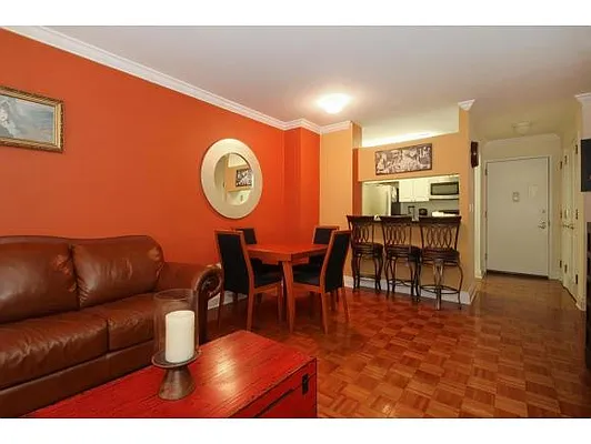 Sold by Remax Real Estate Professionals | media 14