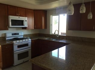 9136 Palomino Ridge Dr, Lakeside, CA 92040