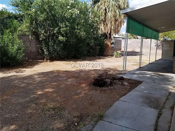 3rd image of 4658 Esplanade Way
