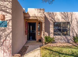 1142 Vuelta De Las Acequias, Santa Fe, NM 87507