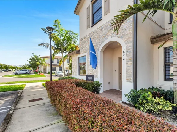 12972 SW 233rd Ter, Homestead, FL 33032