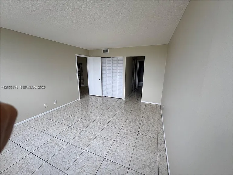 16740 NE 9th Ave #303 — Photo 6