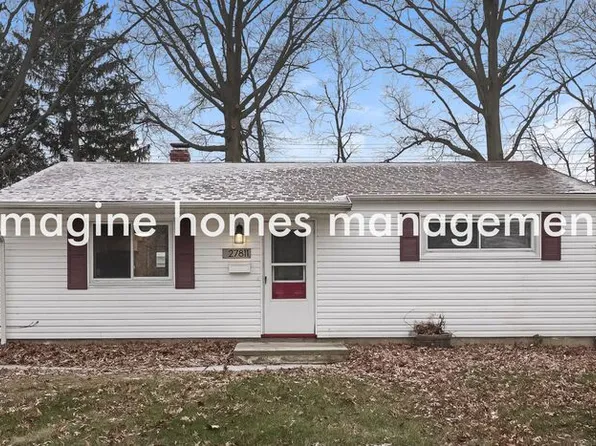 27811 Knickerbocker Rd, Bay Village, OH 44140
