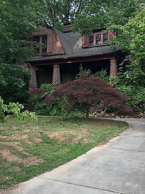 1st image of 905 Longview St