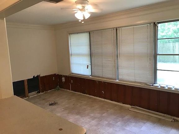 5th image of 4621 Mimosa Dr