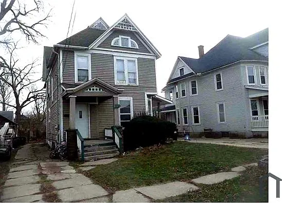 811 1/2 S Kenwood Ave #1 — Photo 1