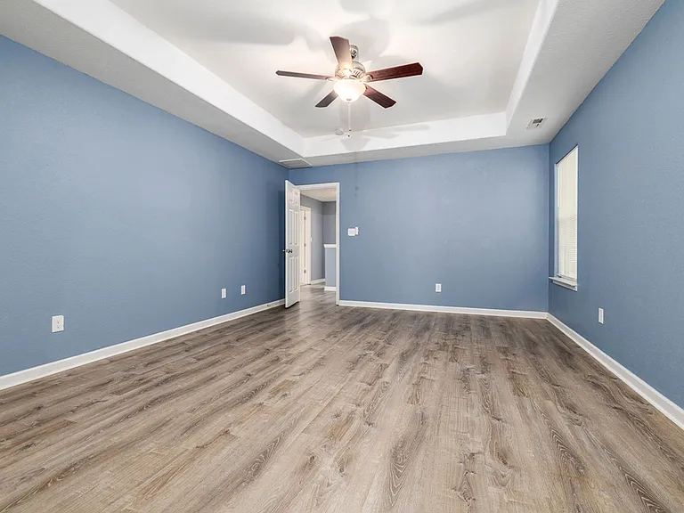 7713 Cortlandt Pl — Photo 25