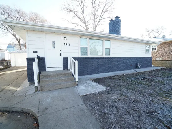 5241 6th St NE, Columbia Heights, MN 55421