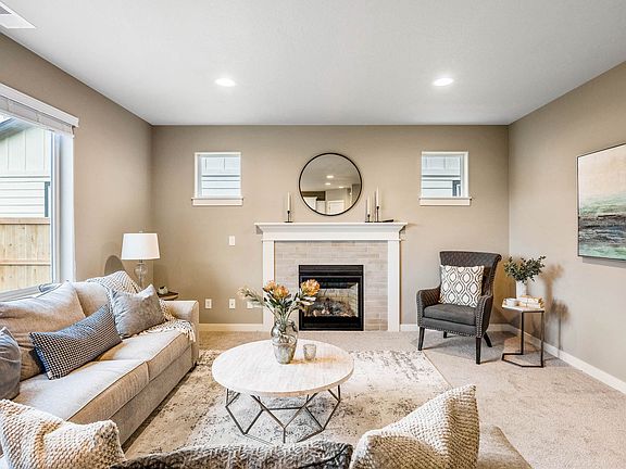 Timberline - Living Room 3