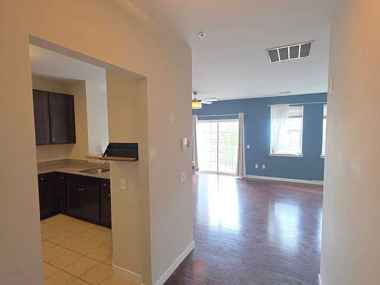 123 Tower Blvd — Photo 6