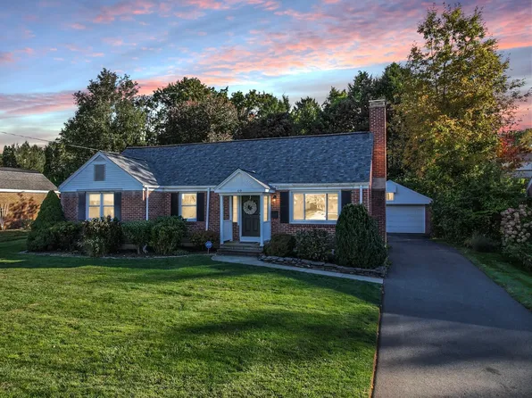 69 Fairwood Farms Drive, West Hartford, CT 06107