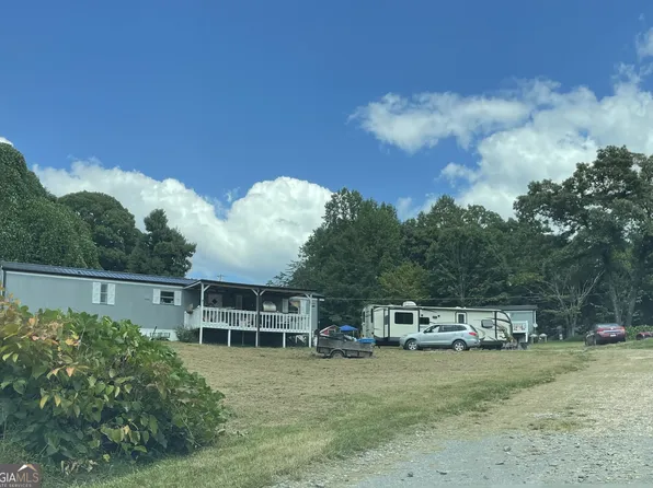 270 Madola Rd, Blue Ridge, GA 30513