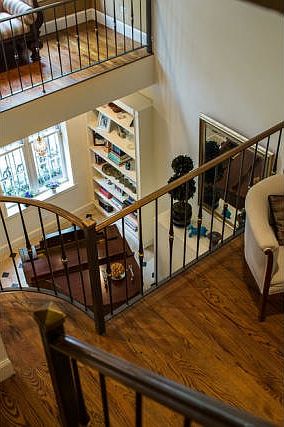 4th image of 1428 York Ave
