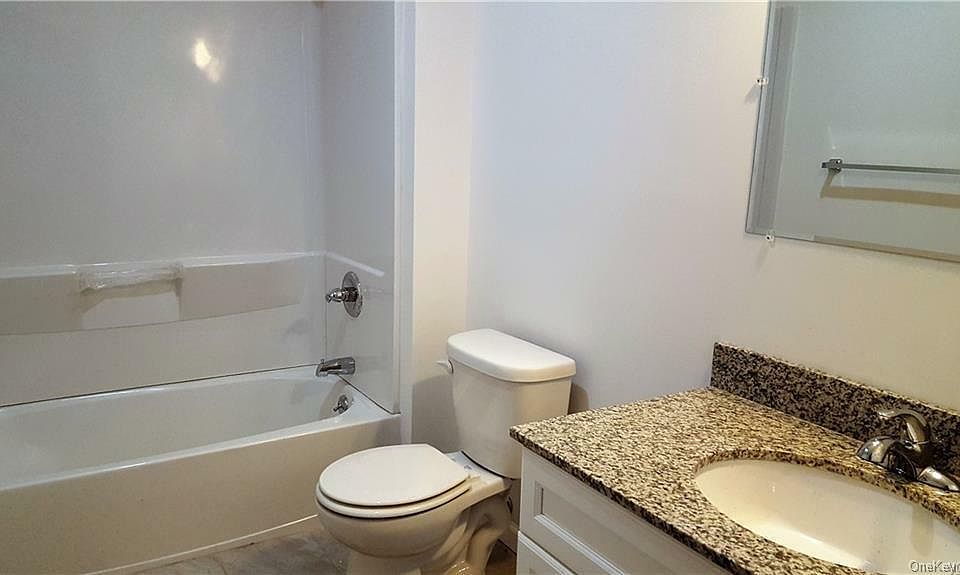 2nd image of 12 Pavilion Rd Unit 8