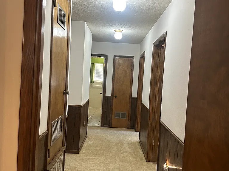 608 S Baridon St — Photo 18