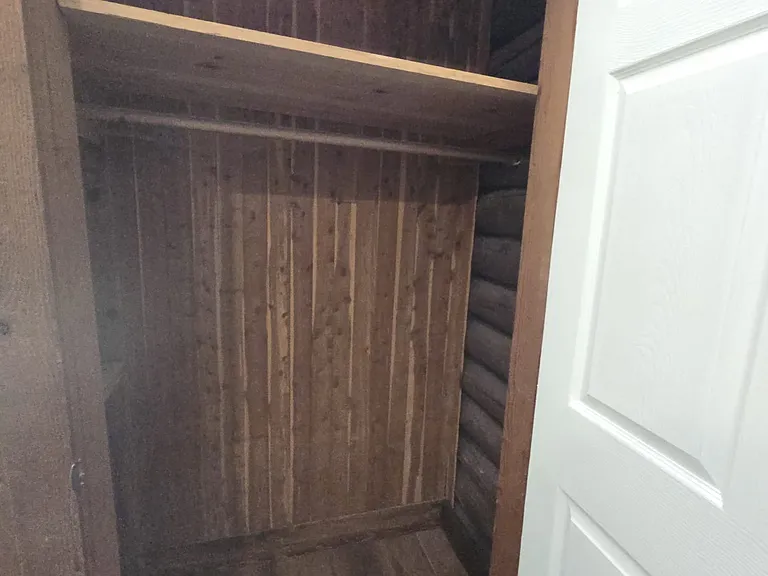 1099 W Hall Ave — Photo 12
