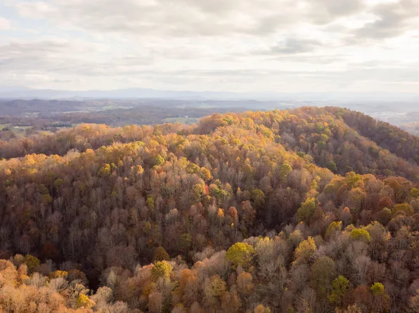 544 Ethel Beard Rd, Blountville, TN 37617