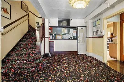 Uptown Residences LLC — Photo 4