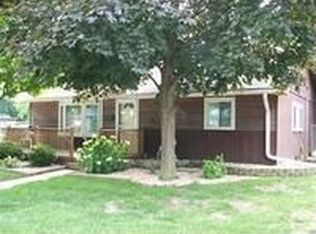 8120 Wicker Park Dr, Highland, IN 46322