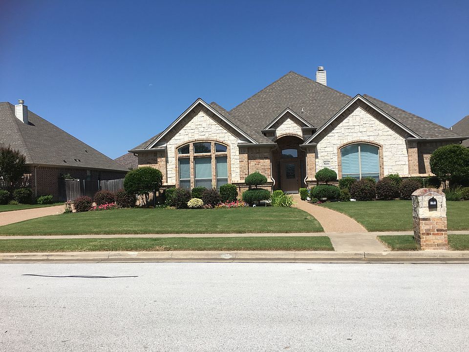 1st image of 8106 Silver Spur Dr