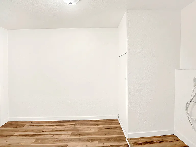 343 Blaze Ave — Photo 12