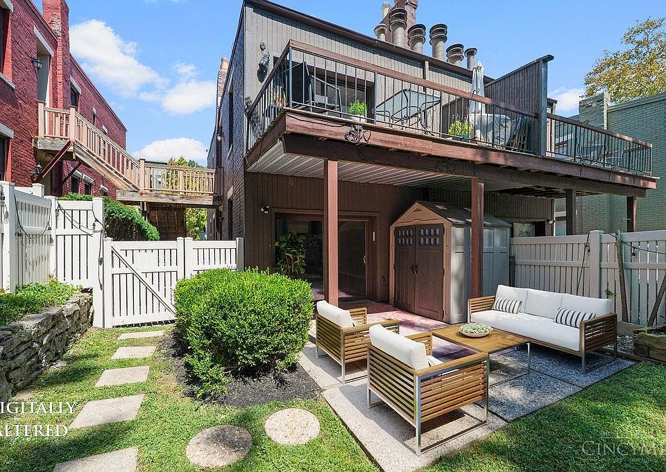 1st image of 991 Paradrome St #13