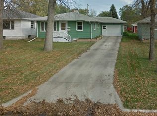 1314 5th Ave NE, Jamestown, ND 58401