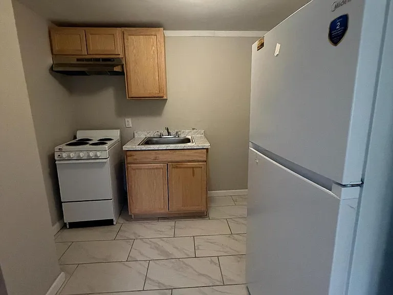 124 Stanger Ave — Photo 4