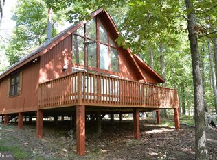 20 Westwood Dr, Paw Paw, WV 25434